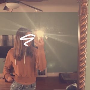 Meet your Posher, Mia